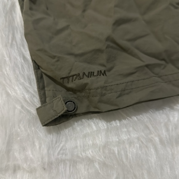 Columbia titanium women’s long gray hiking pants and shorts size medium - Picture 3 of 10